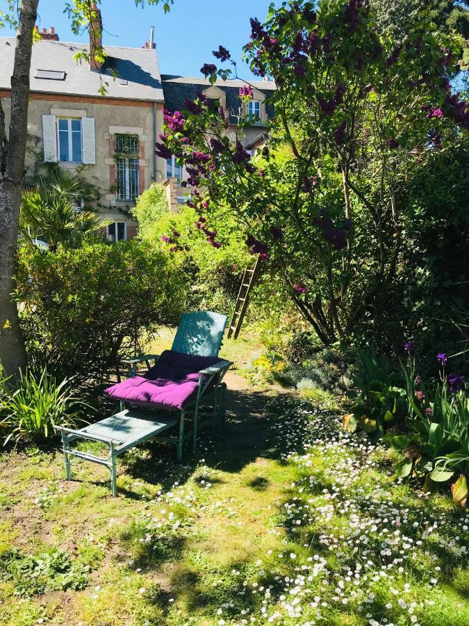 La Maison Des Roses Moulins  Bagian luar foto